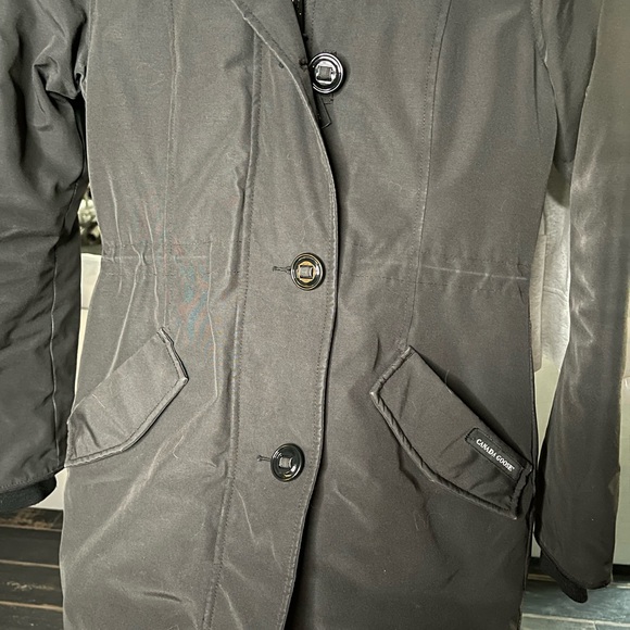 Canada Goose Rossclair Parka - Picture 13 of 16